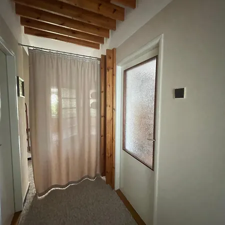 Pro 4 Osoby Apartmán